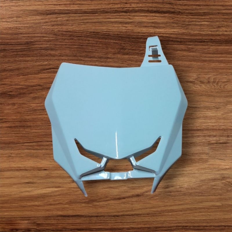 Dudukan Plat Nomor Papan Nno Star RMZ450 putih