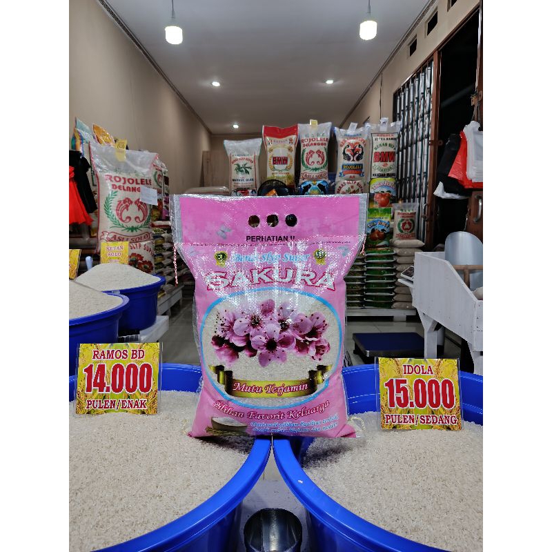 

beras slyp super sakura, pulen, enak 5kg