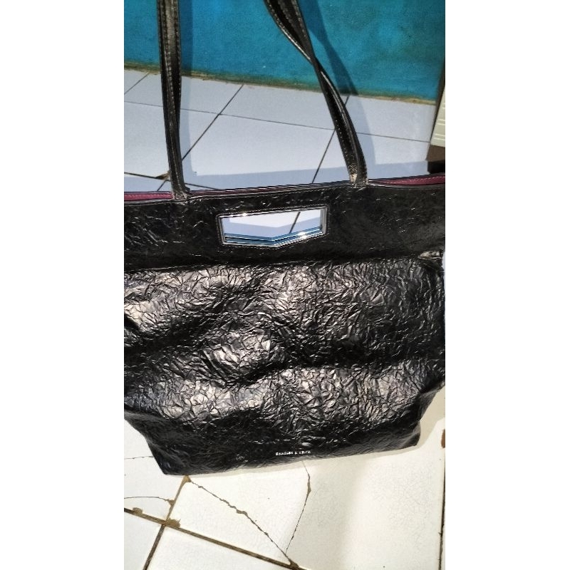 tas wanita kulit asli CHARLES & KEITH second