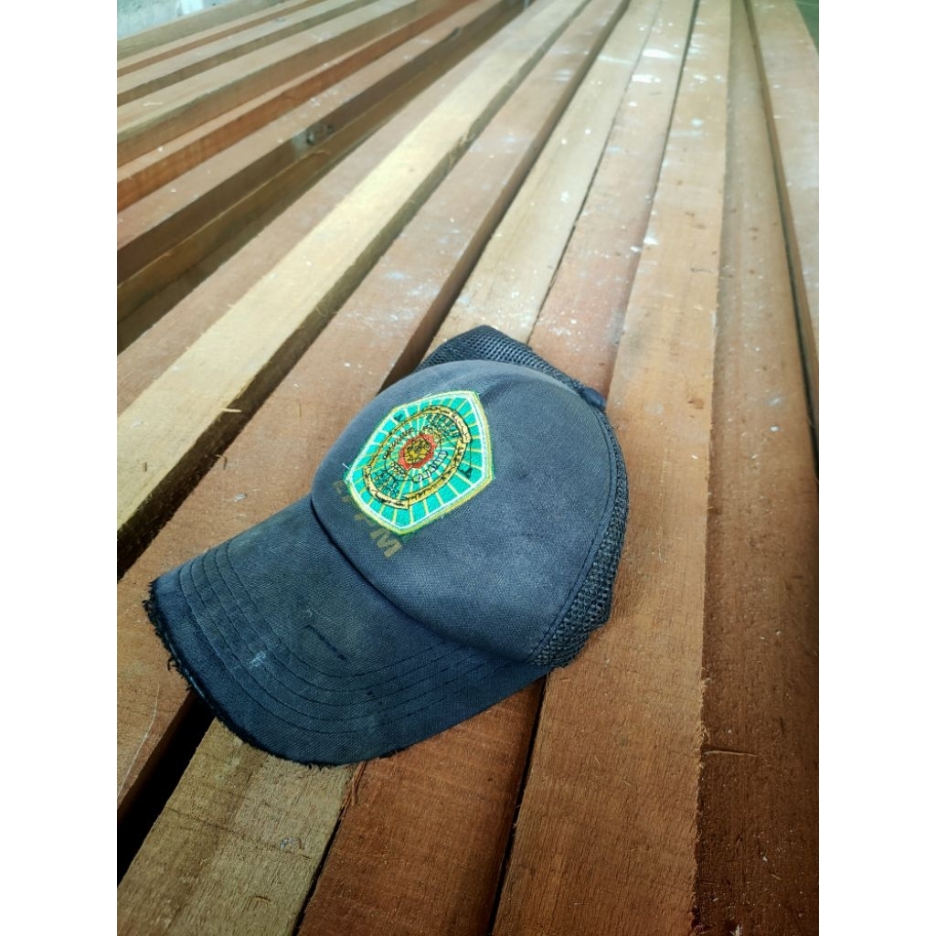 Topi Bunga Islam timbul