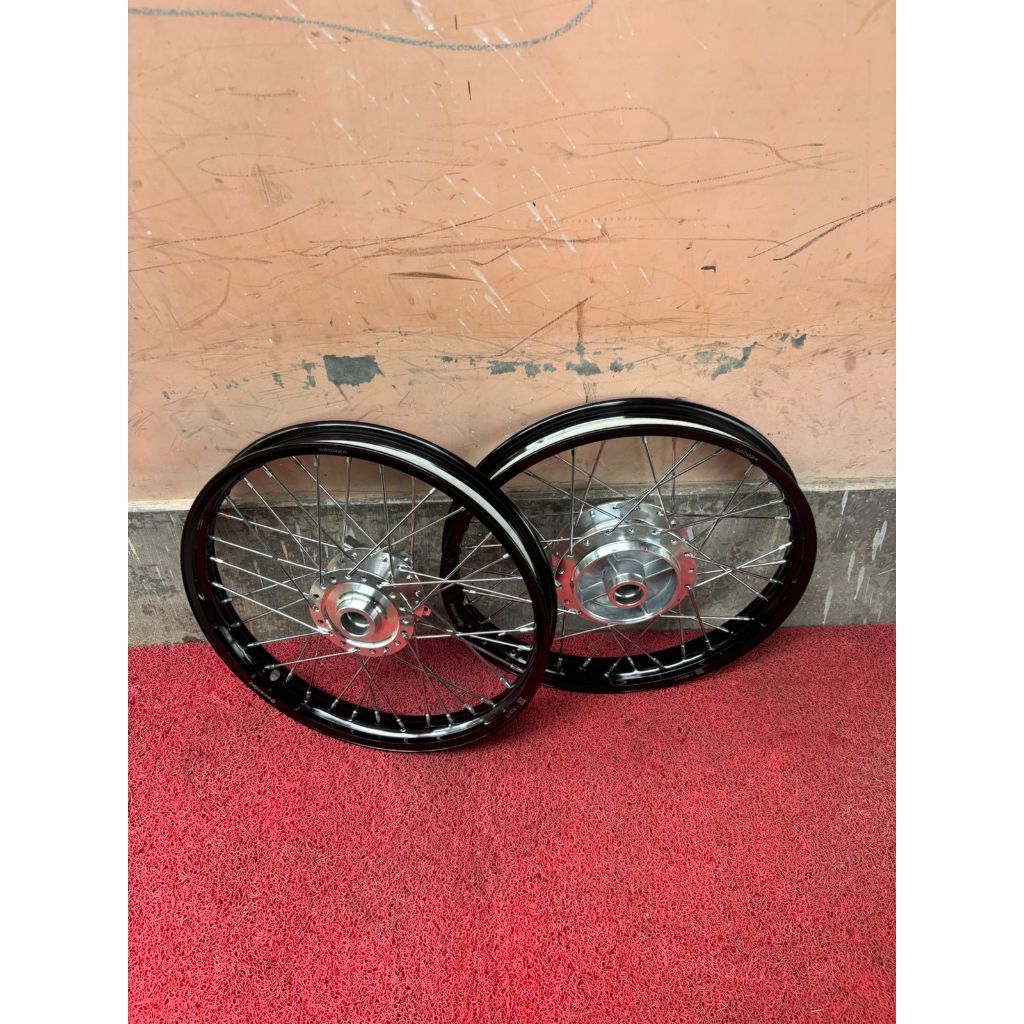 Velg Set Jari Jari Rakitan MX King 150 Velg Scarlet Ring 17 Tanpa Ban