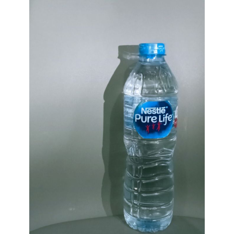 

Air Mineral Nestlé Pure Life Dengan Kesegaran Alami