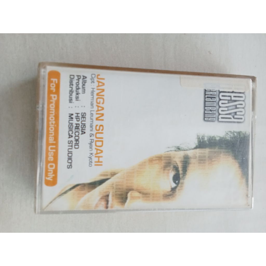 kaset pita Ressa Herlambang  JANGAN SUDAHI