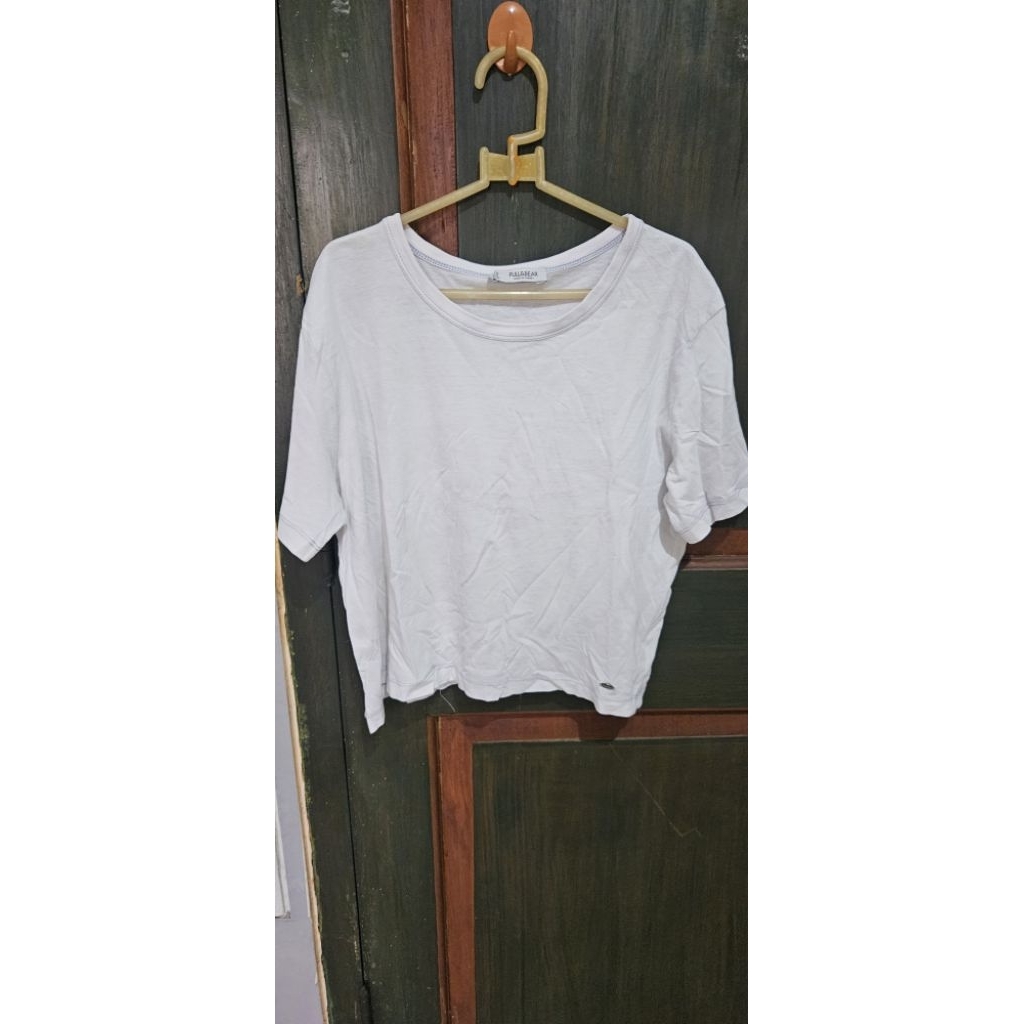 preloved kaos pull&bear