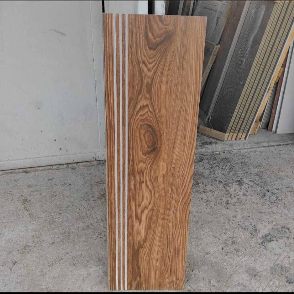 GRANIT TANGGA 30X80 MOTIF KAYU CUSTOM UKURAN