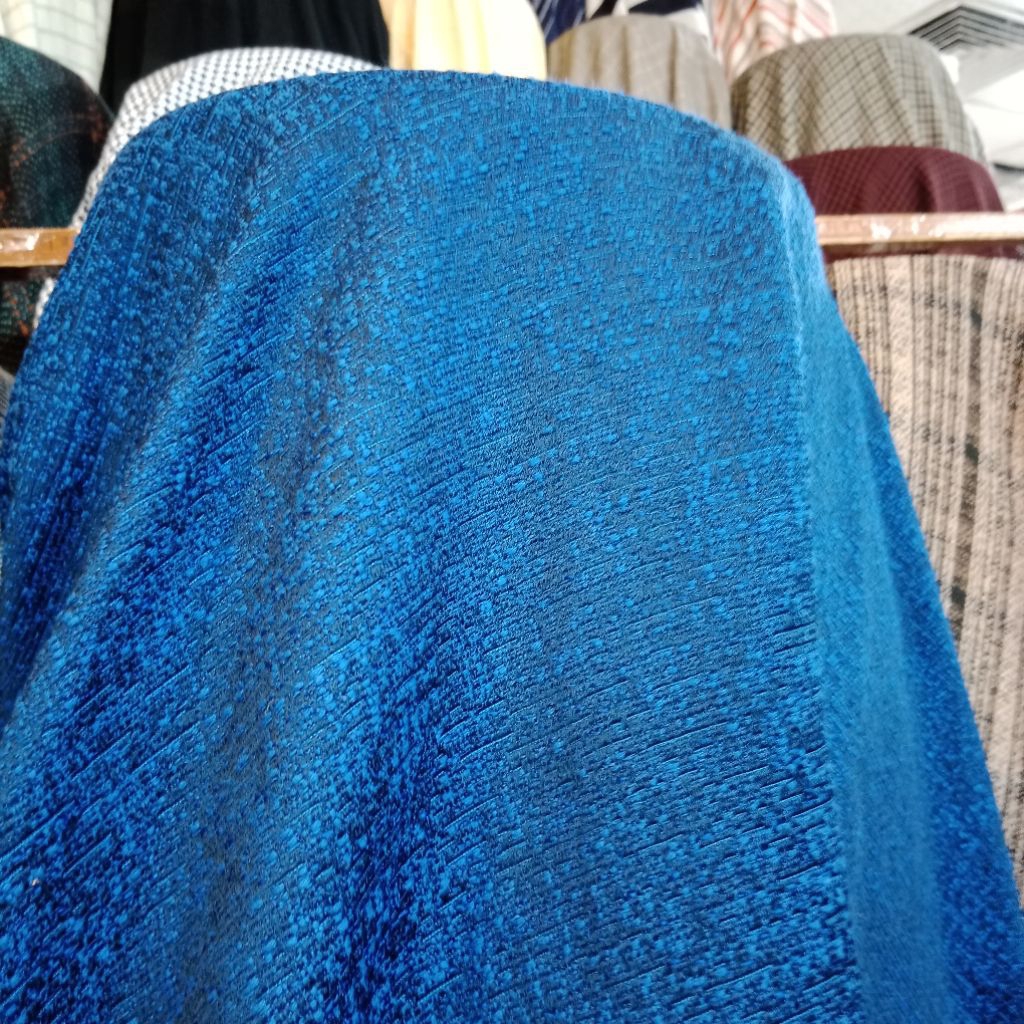 bahan tweed chanel biru per (100cm)