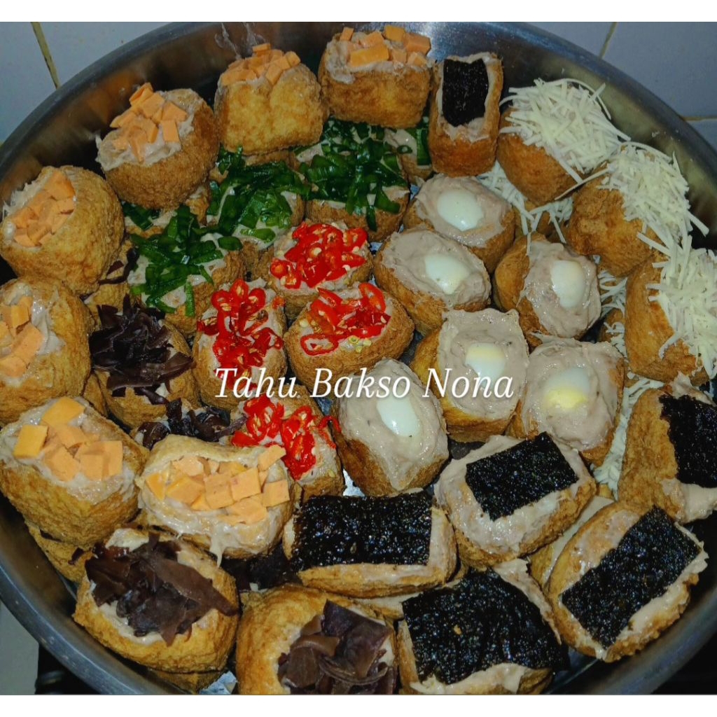 

Tahu Bakso Frozen Mix isi 6 *bakso sapi asli*