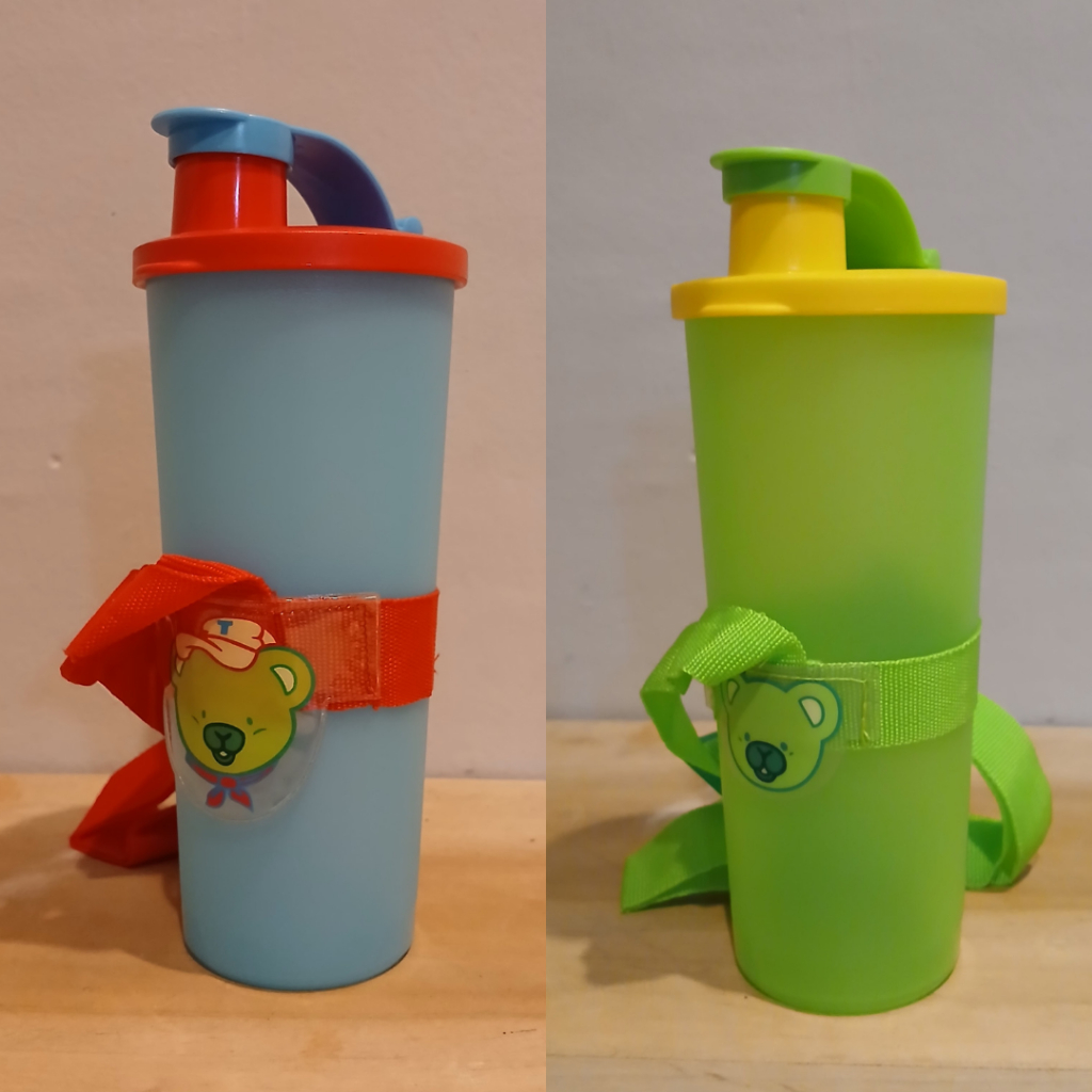 Kiddie Tumbler Tupperware - Botol Minum Anak 470 ml (Dilengkapi Strap + Free Sticker)