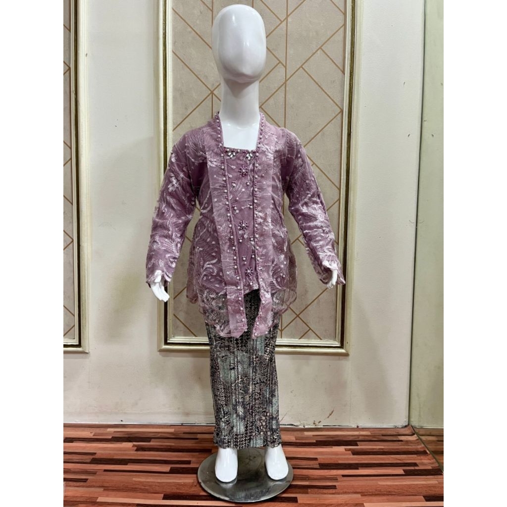 SETELAN KEBAYA KUTU BARU ANAK // KEBAYA MODERN ANAK // KEBAYA KEKINIAN // KEBAYA VIRAL // KEBAYA ANA