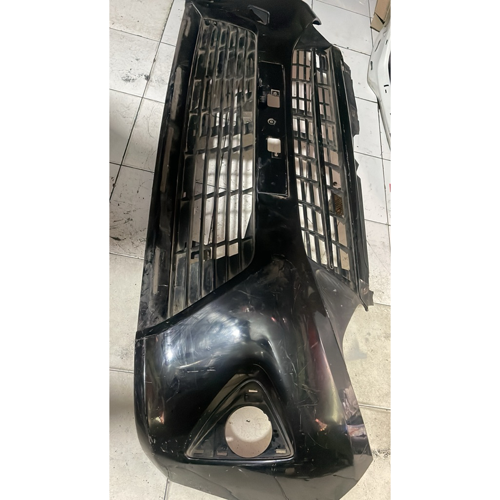 bemper depan ayla lama