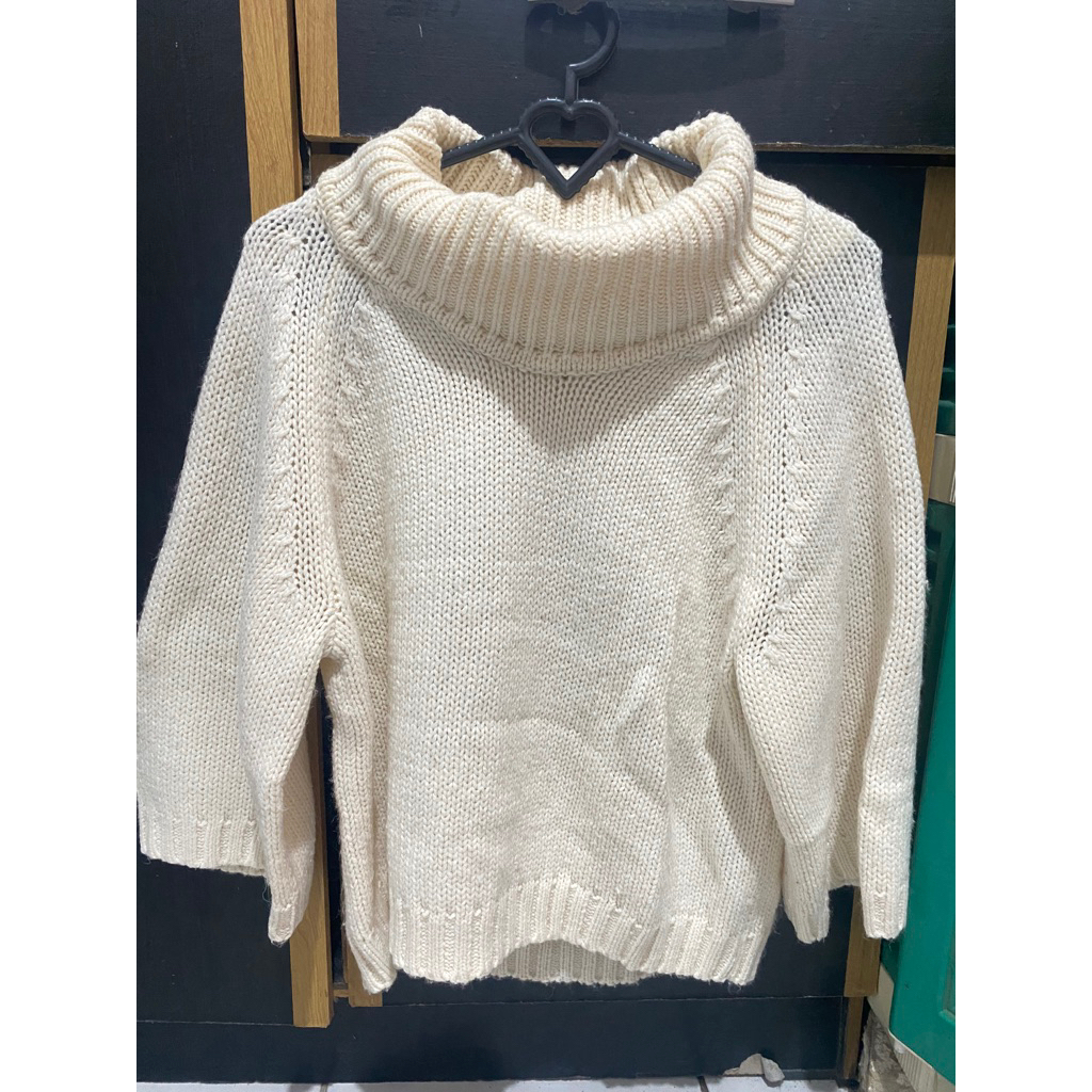 sweater rajut
