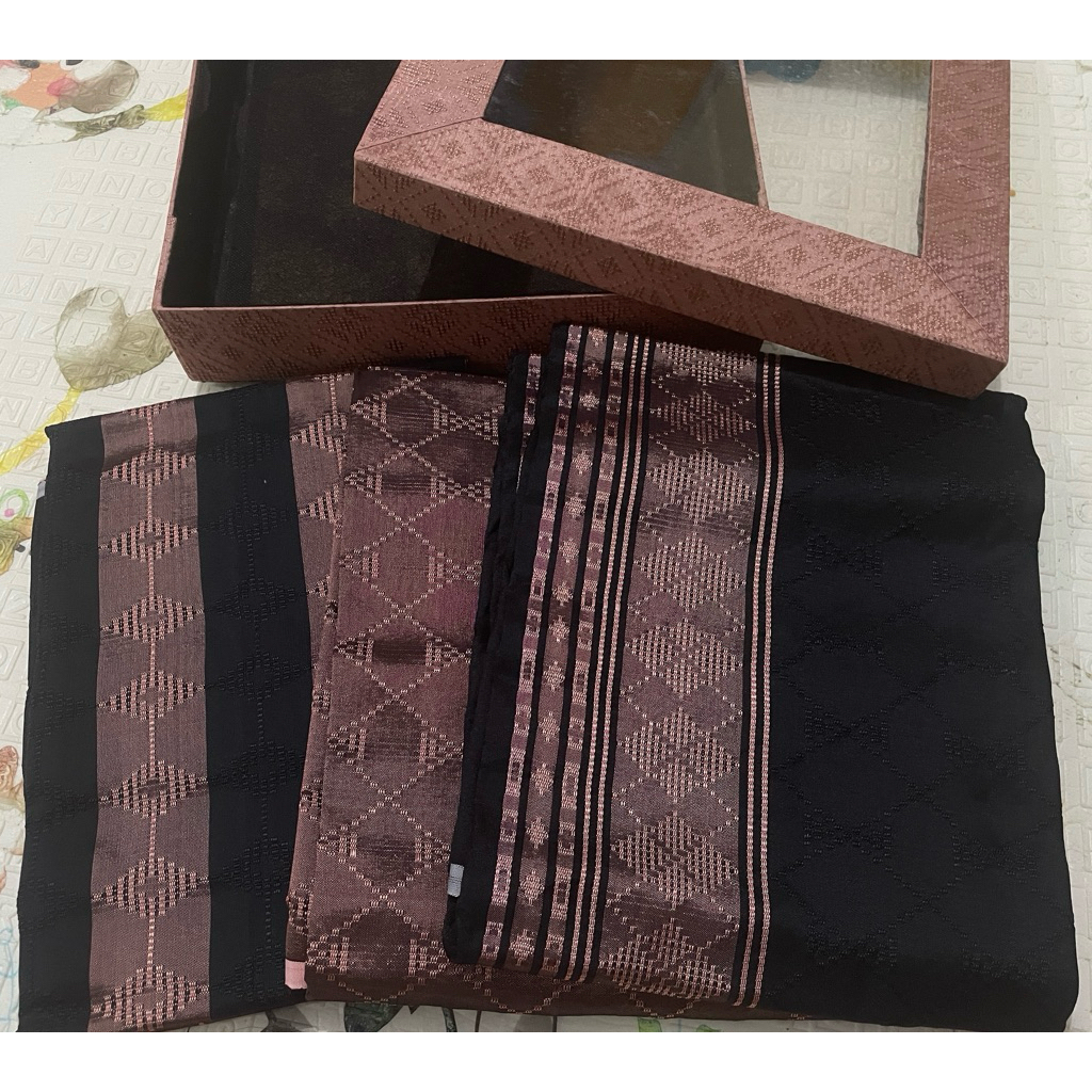 kain tenung sarimbit/couple sutra (bugis) (suami&istri)