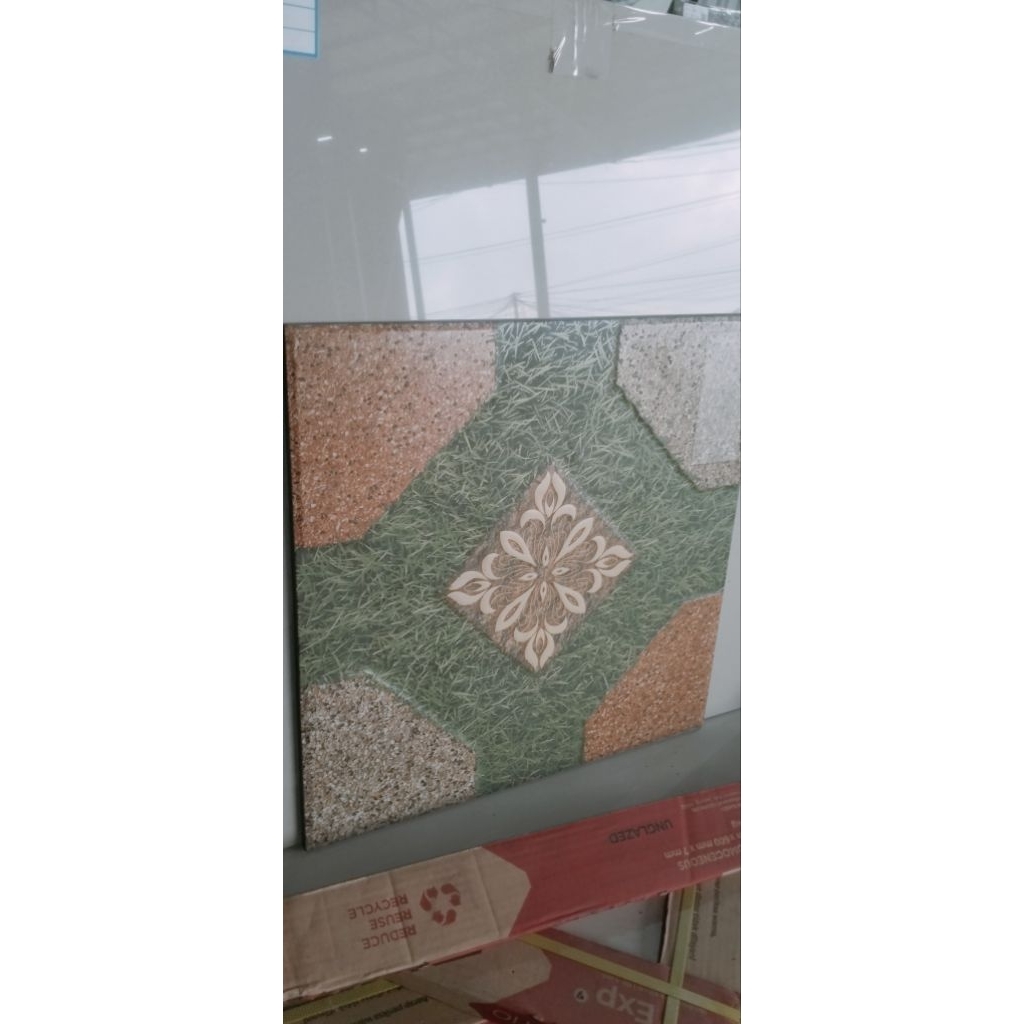 keramik 40x40#lantai kamar mandi #teras#matt