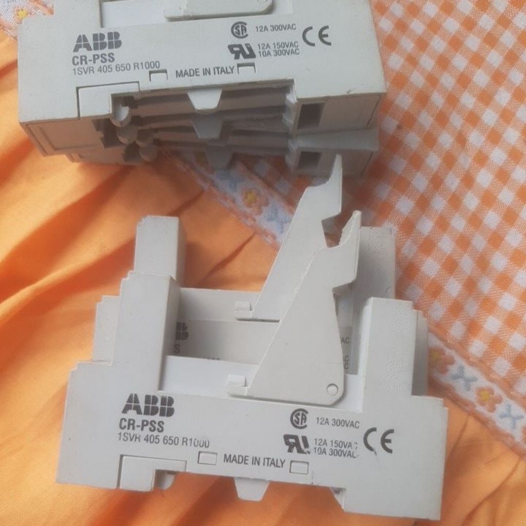 SOCKET CR-PSS 1SVR405650R1000 ABB