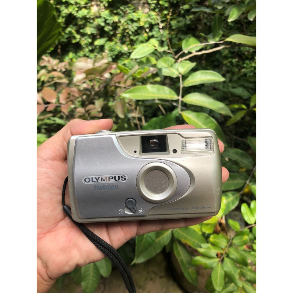 Kamera analog Olympus trip 500