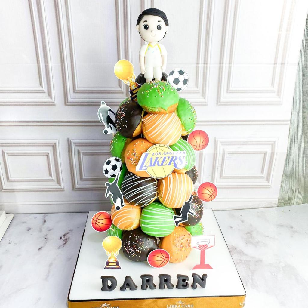 

Donat/Donat Ulang Tahun/Donat Tower Tema Bola/Donat Tower Bola