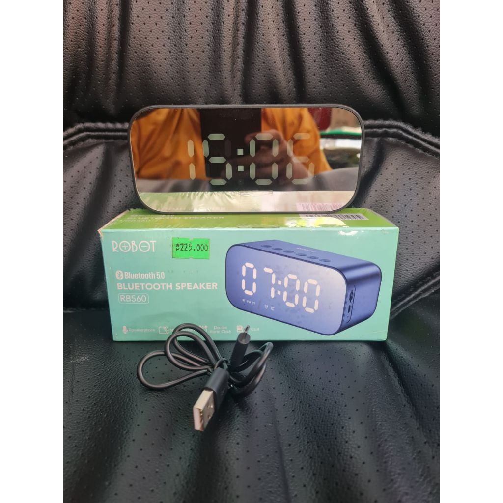 Speaker Bluetooth Robot Jam Digital / Jam Alarm