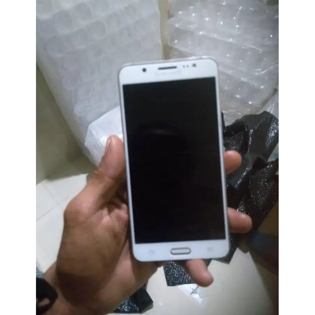 Samsung j5 2016 minus lcd retak dalam masih getar