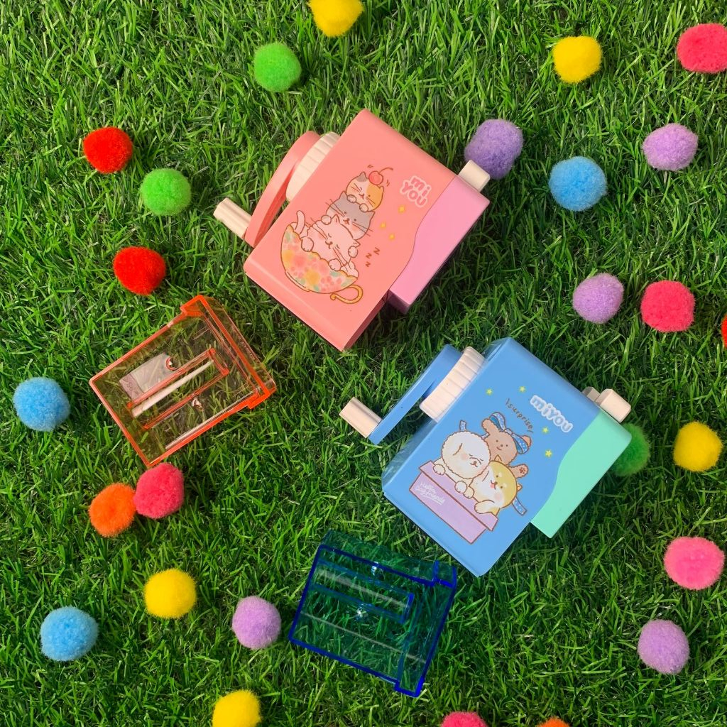 

Deli Miyou Rotary Pencil Sharpener Rautan Putar Pisau Baja Tajam 0739