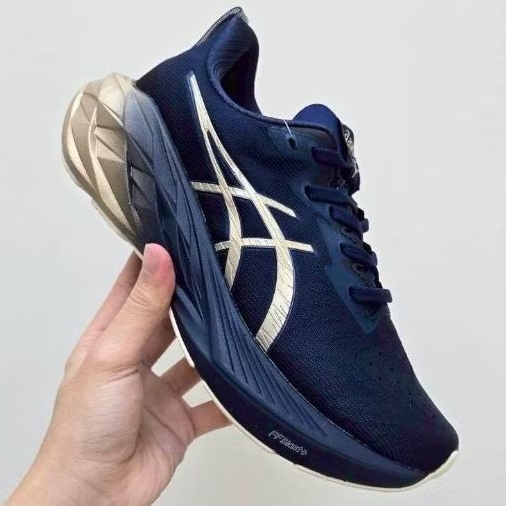 sepatu running pria Asics Nova|Blast⁴ Platinum "Blue Expanse/Champagne" shoes training BNIB