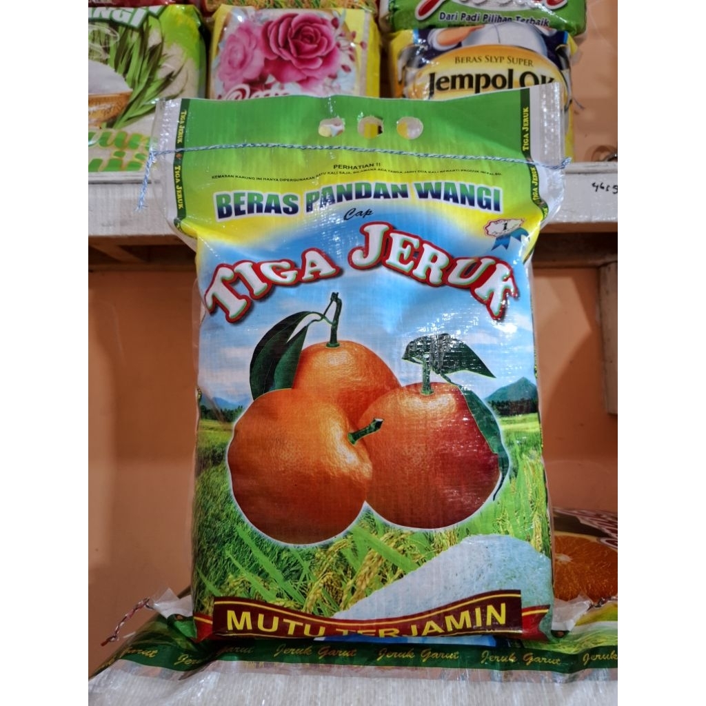 

Beras cap tiga jeruk 5kg | 10kg | 20kg pandan wangi super mutu terjamin