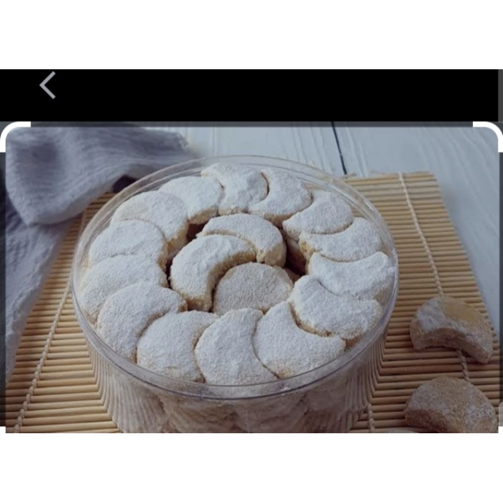 

Putri salju homemade /kue lebaran ukuran toples 250gr