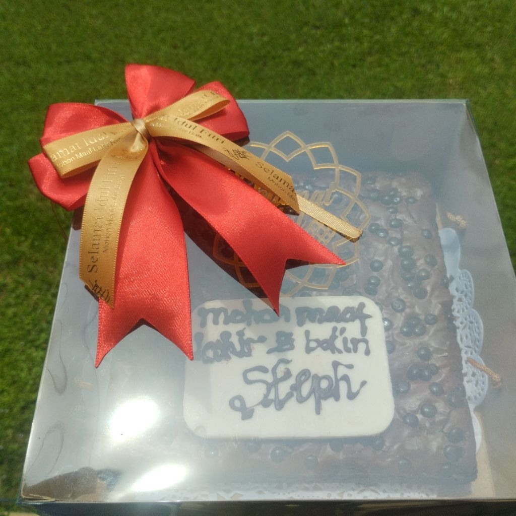 

Fudgy Brownies Hampers