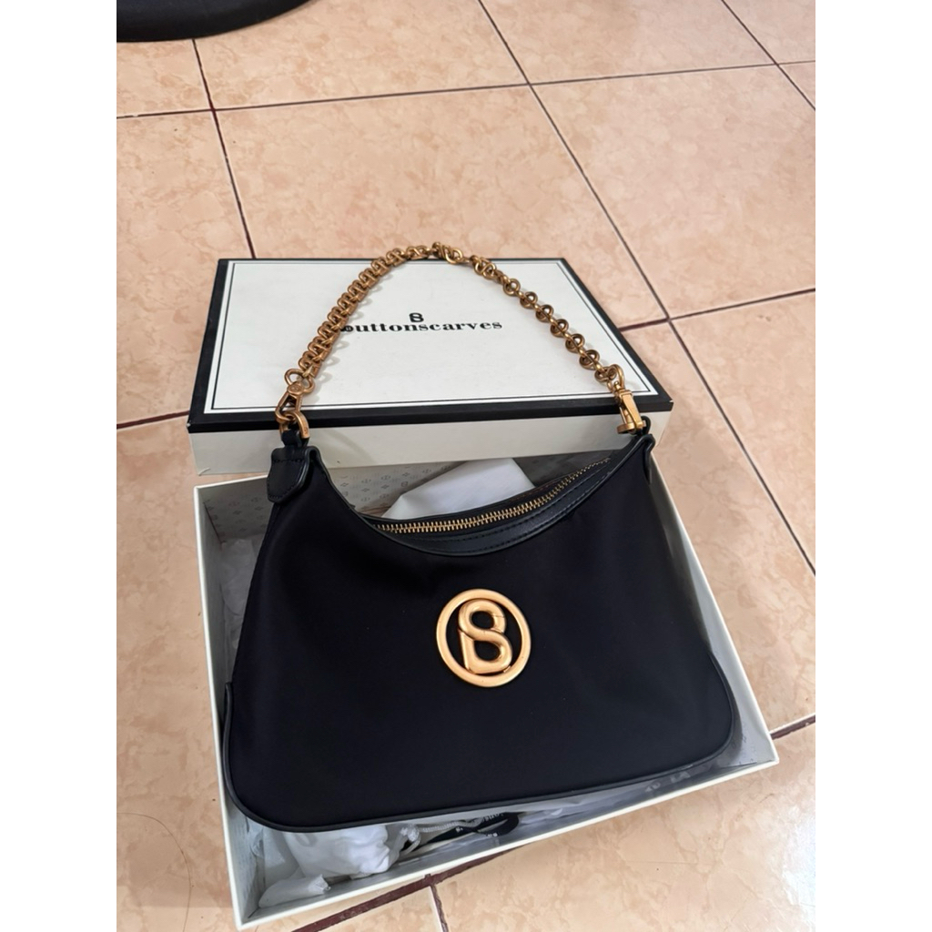 Preloved Luana Bag Buttonscarves