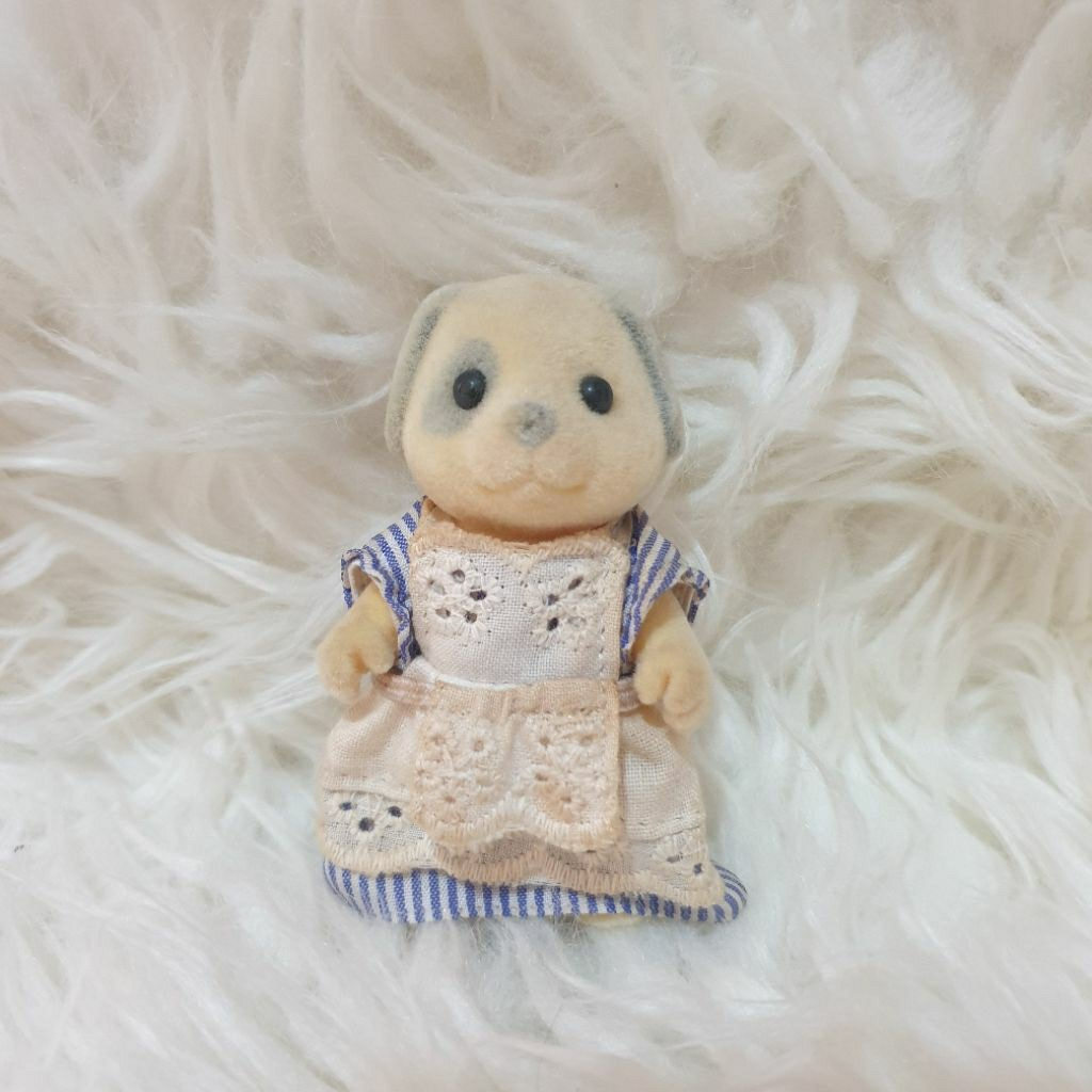 Preloved Sylvanian Families Dog Figure