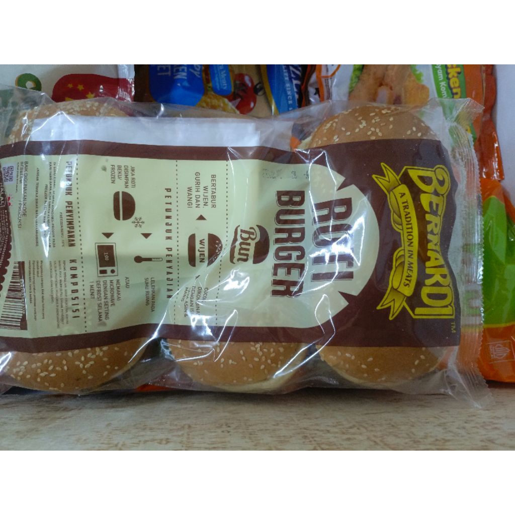 

bernardi roti burger bun isi 6