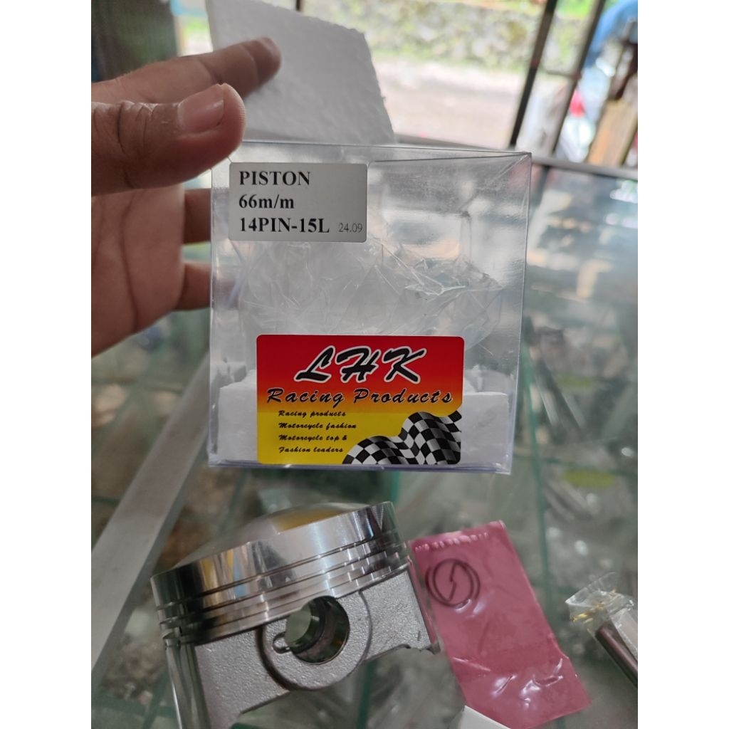 piston LHK 66 pin 14
