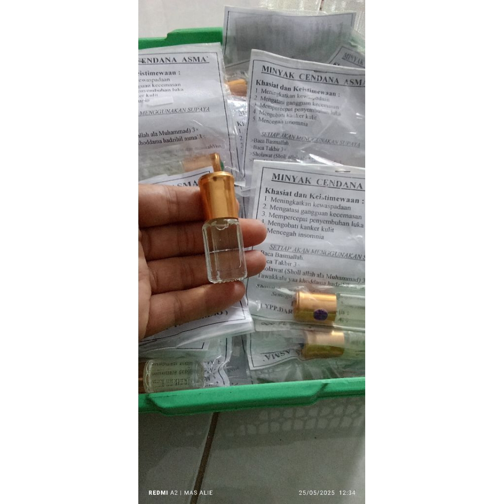 Minyak cendana YPP Darussalam tegal rejo Tanggulangin kejayan Pasuruan Jawa Timur/pusat jawahirul ma