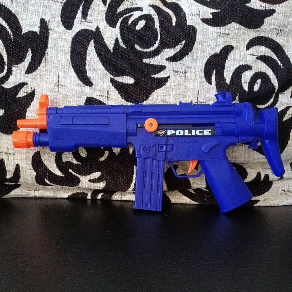 Preloved mainan senapan polisi anak laki laki