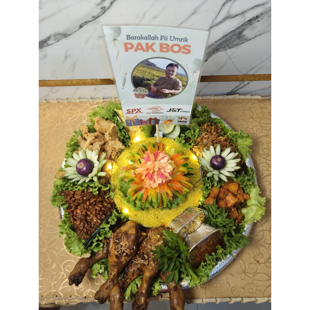 

TUMPENG NASI KOTAK LYO JAMBI