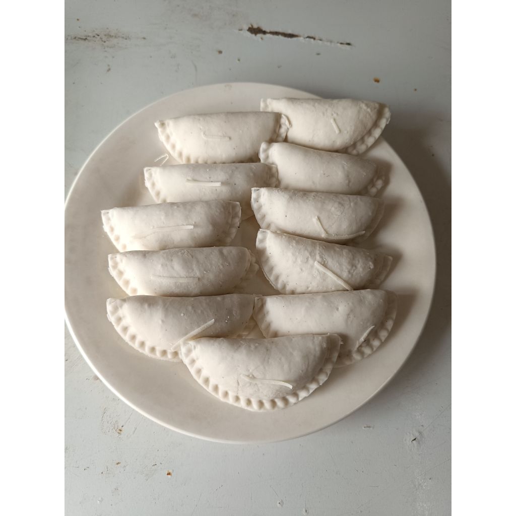 

Cireng Isi Jumbo Ukuran Diameter 10 Cm Varian Rasa Ayam Pedas dan Keju