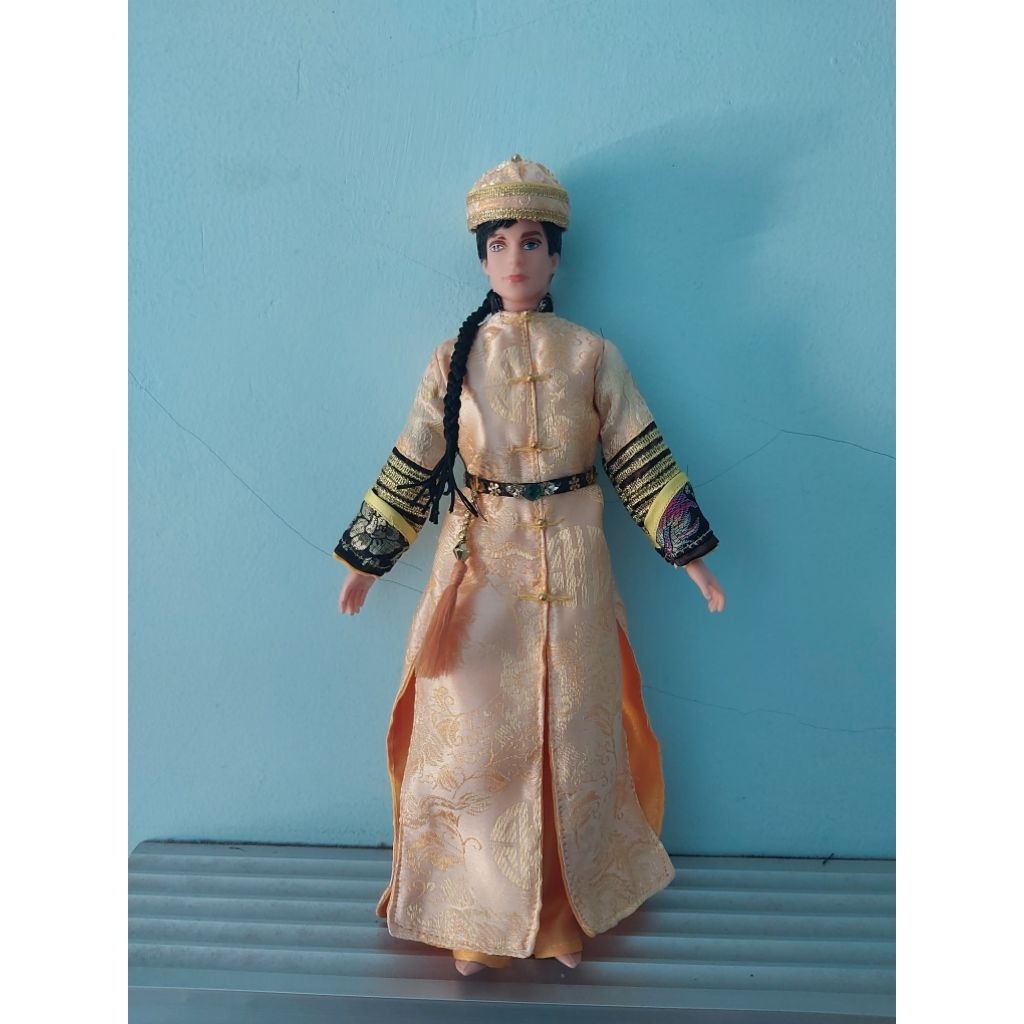 Boneka hias pangeran cina