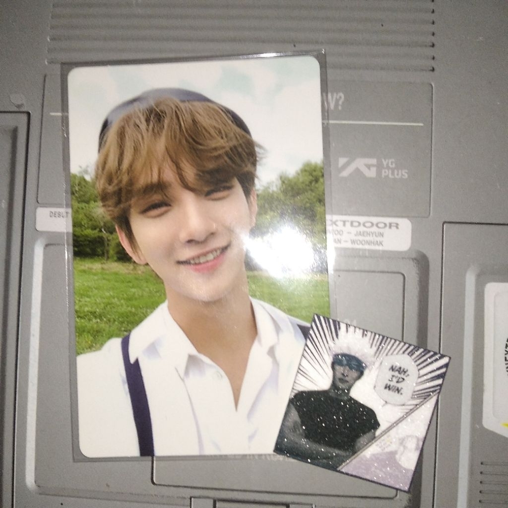 PHOTOCARD OFFICIAL JOSHUA SEVENTEEN BERET JOSHUA SEVENTEEN HONG JISOO HONG JOSHUA