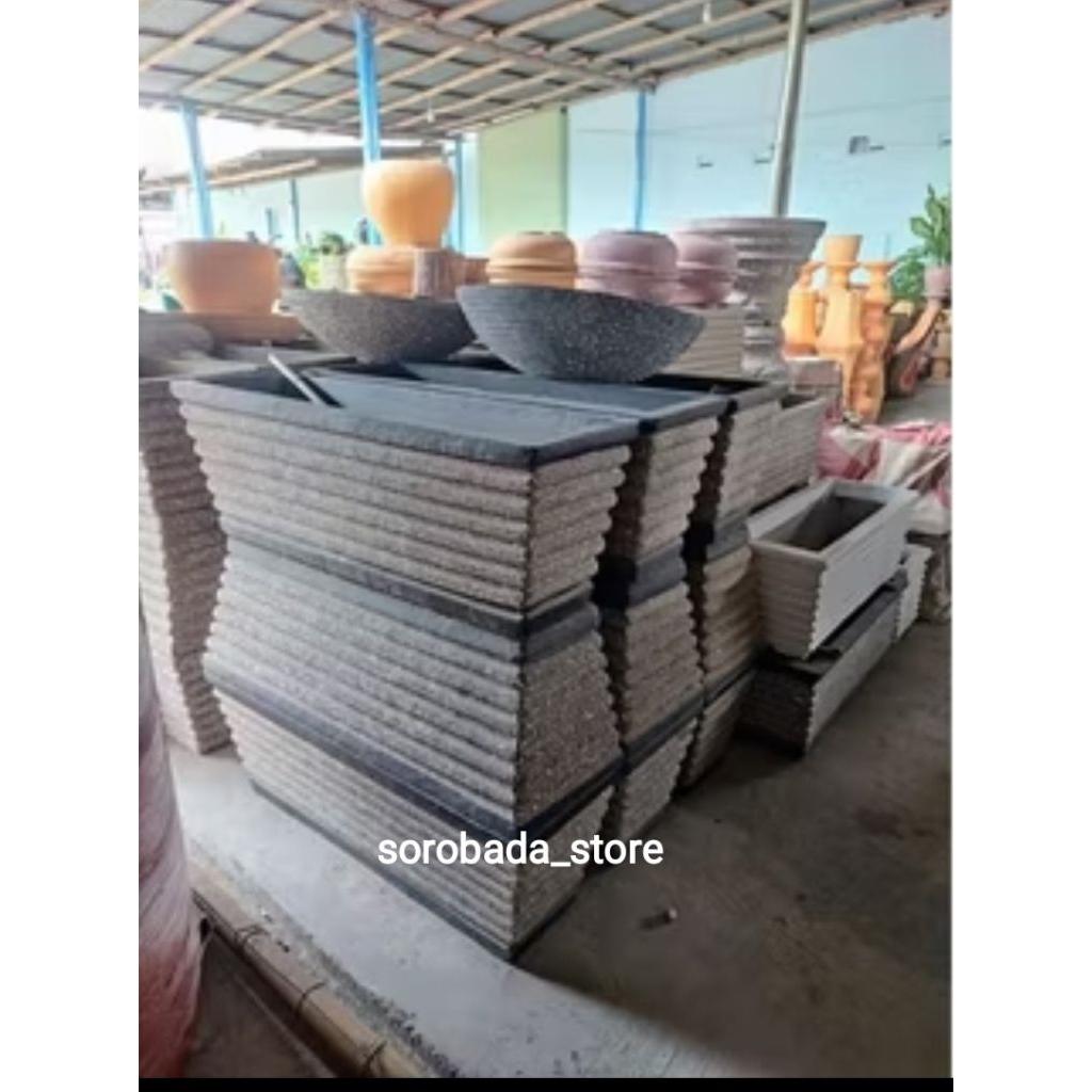 pot bunga panjang/pot bunga semi traso panjang/pot bunga mewah/tempat bunga