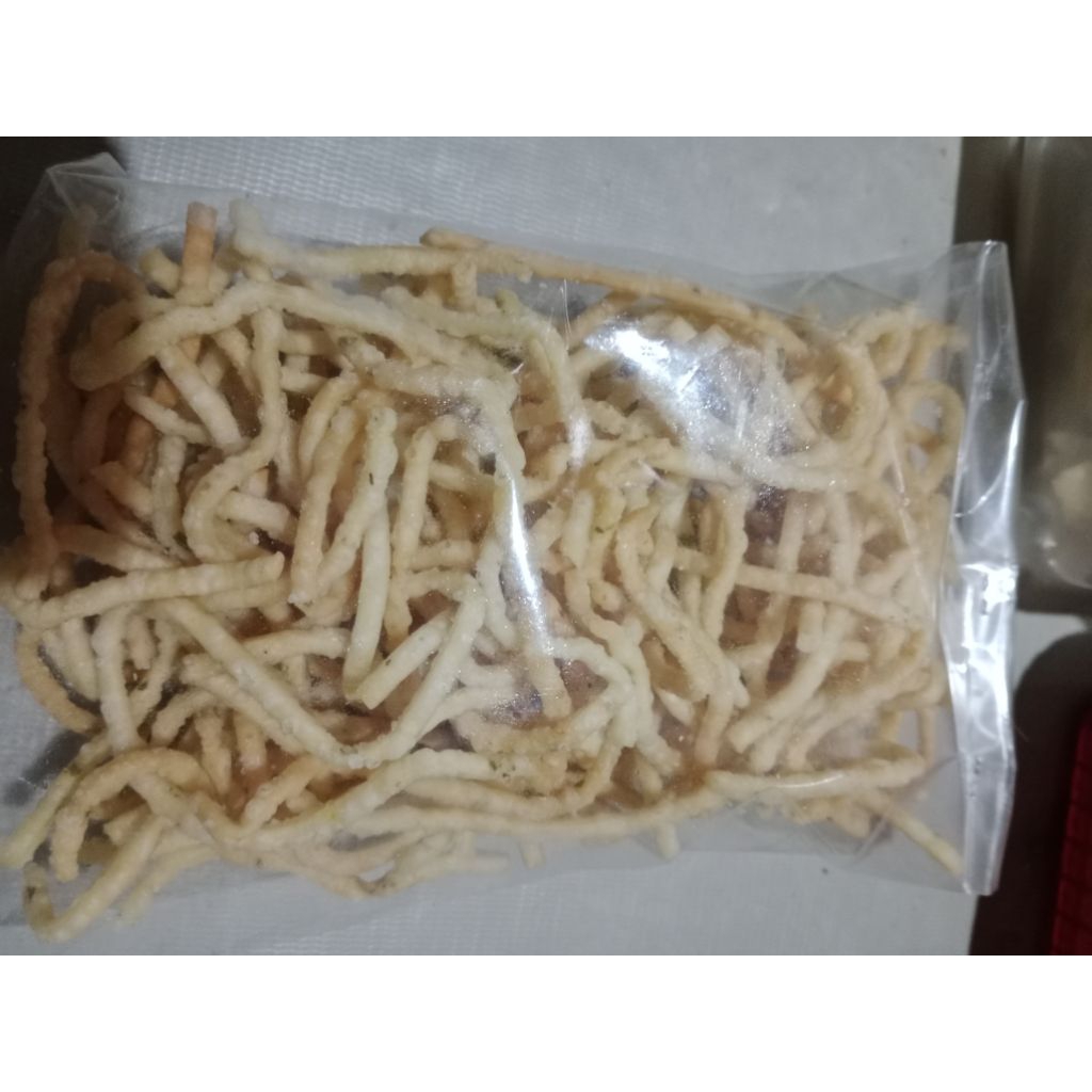 

stik bawang renyah gurih asin berat 500 gr