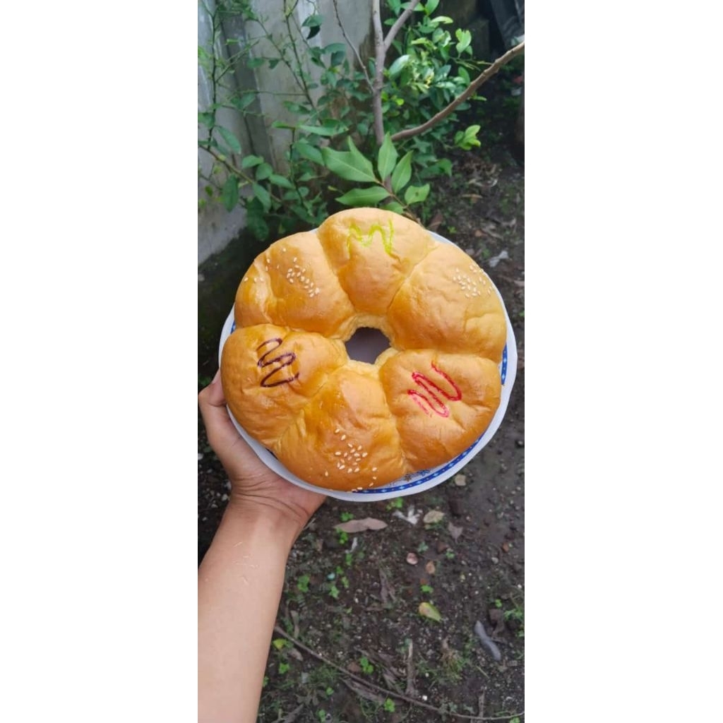 

roti murah roti lembut di lidah berbagai macam rasa jadi satu bahan rotinya empuk