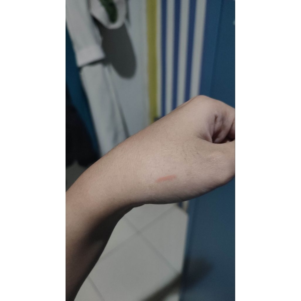 Lip over blur tint Peripera