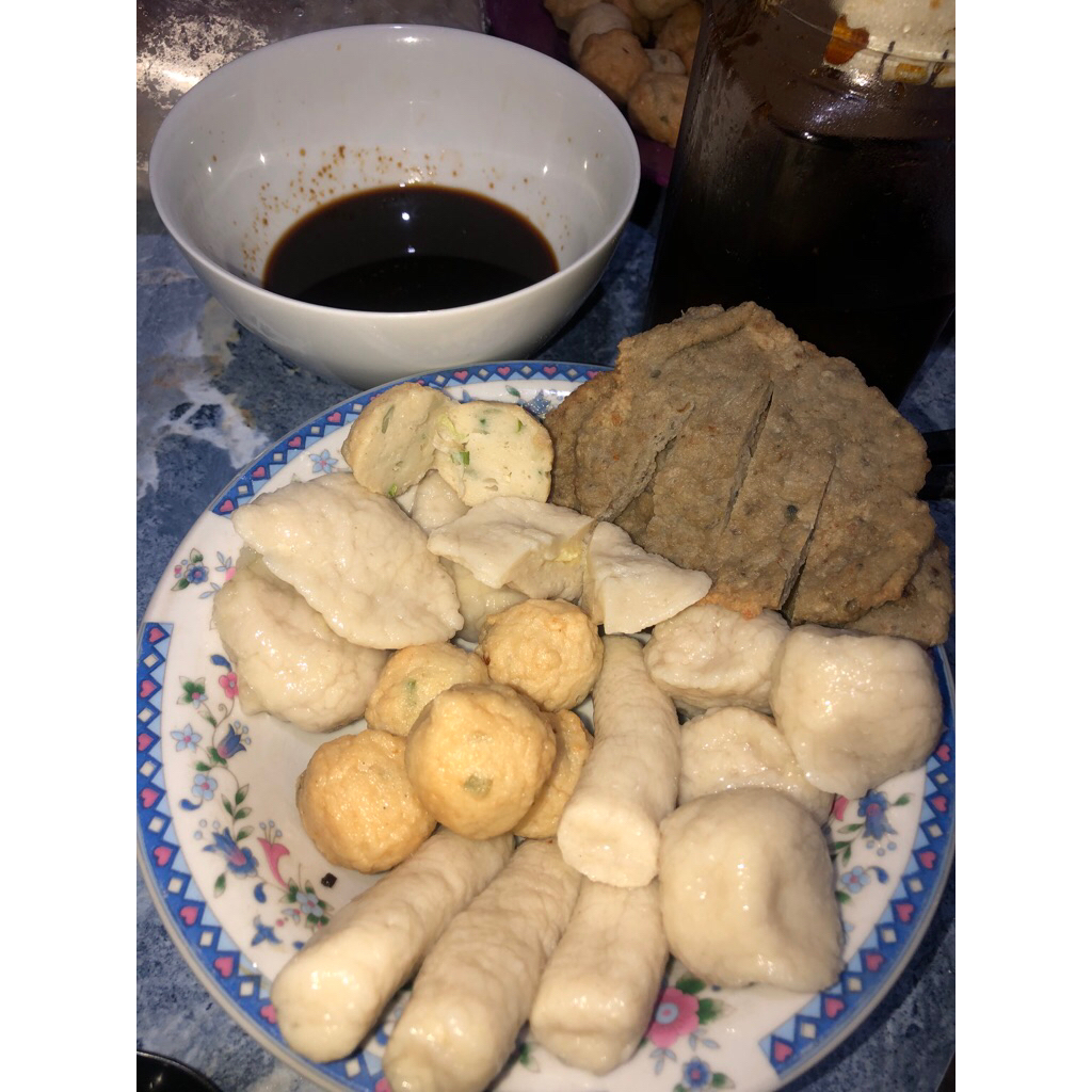 

PEMPEK PALEMBANG ASLI IKAN TENGGIRI