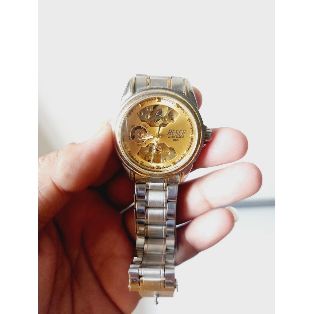 jam tangan boss