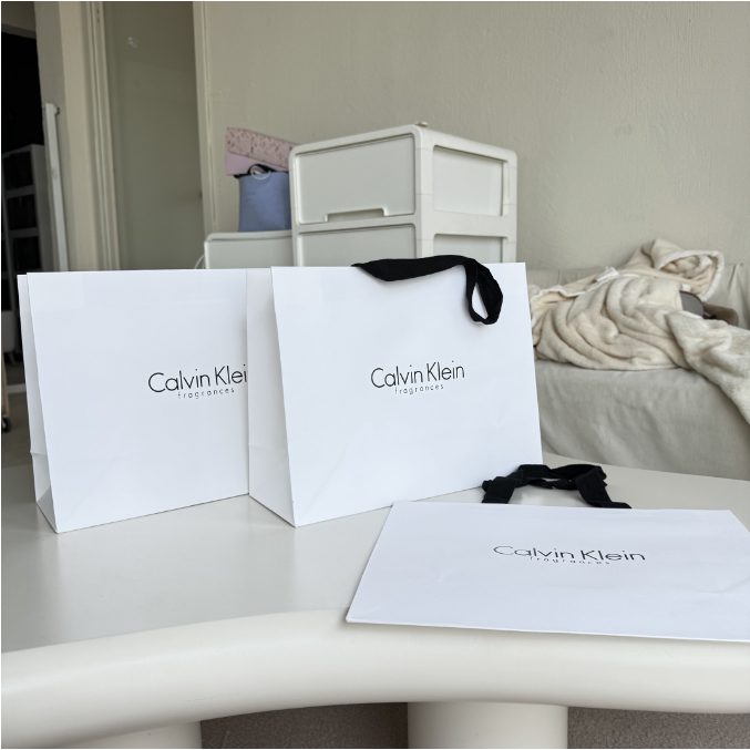 

RK Tas pembungkus kado