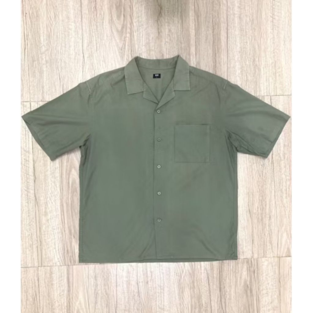 open collar un*qlo green sage second