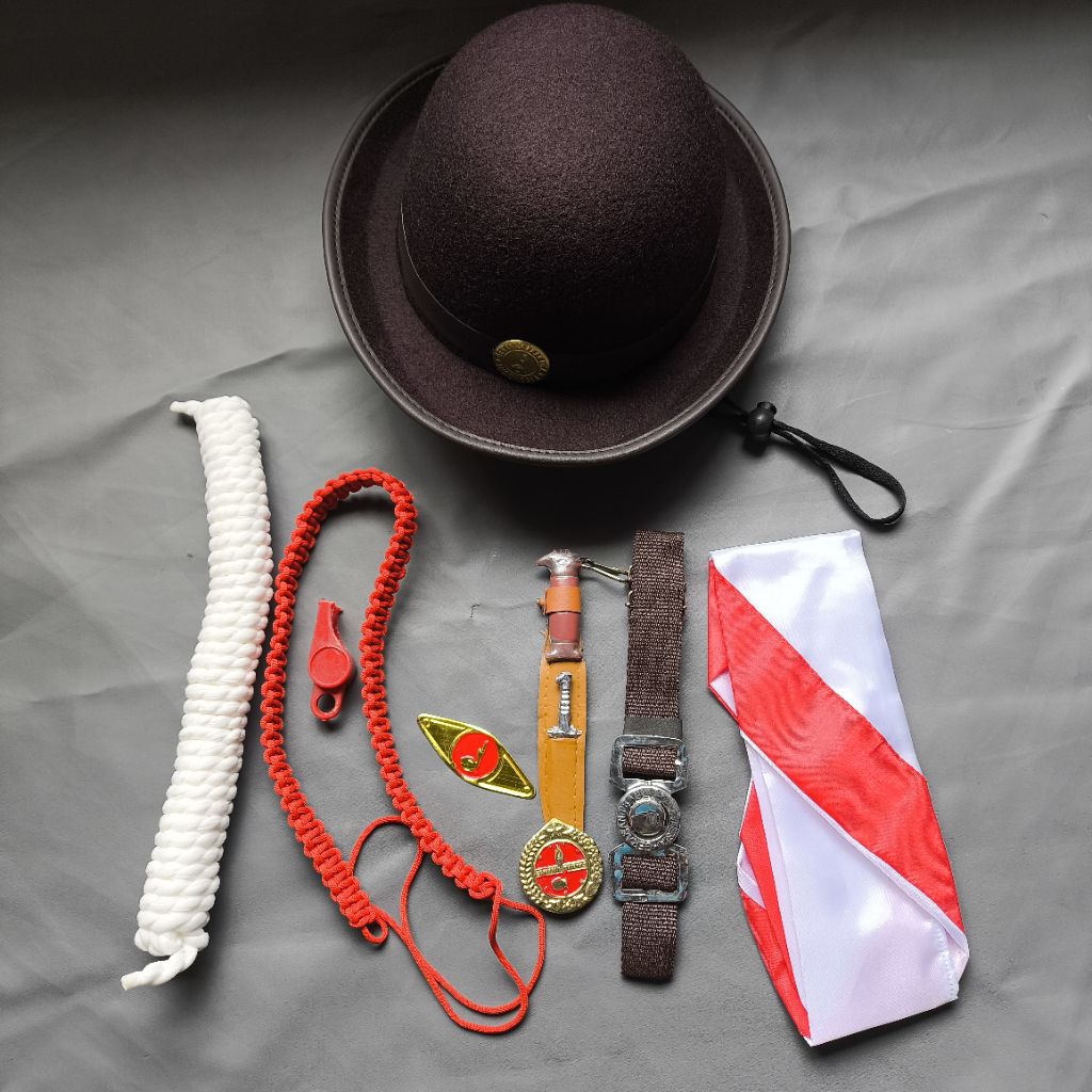 SET ATRIBUT PRAMUKA PENGGALANG SD ||| SETELAN PRAMUKA PENGGALANG SD PERLENGKAPAN SEKOLAH