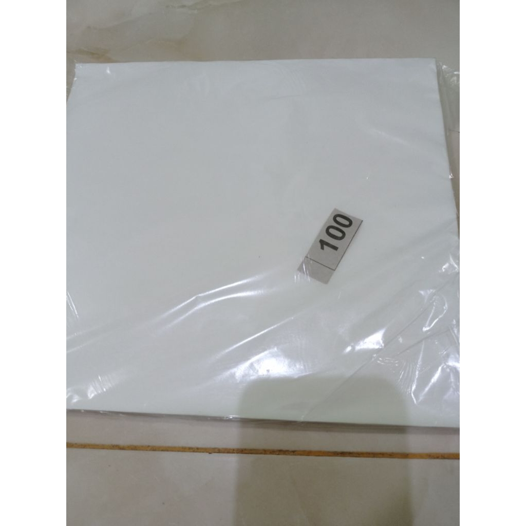 KERTAS NASI KFC PUTIH/Kertas minyak kfc/kertas putih kfc isi100 lembar