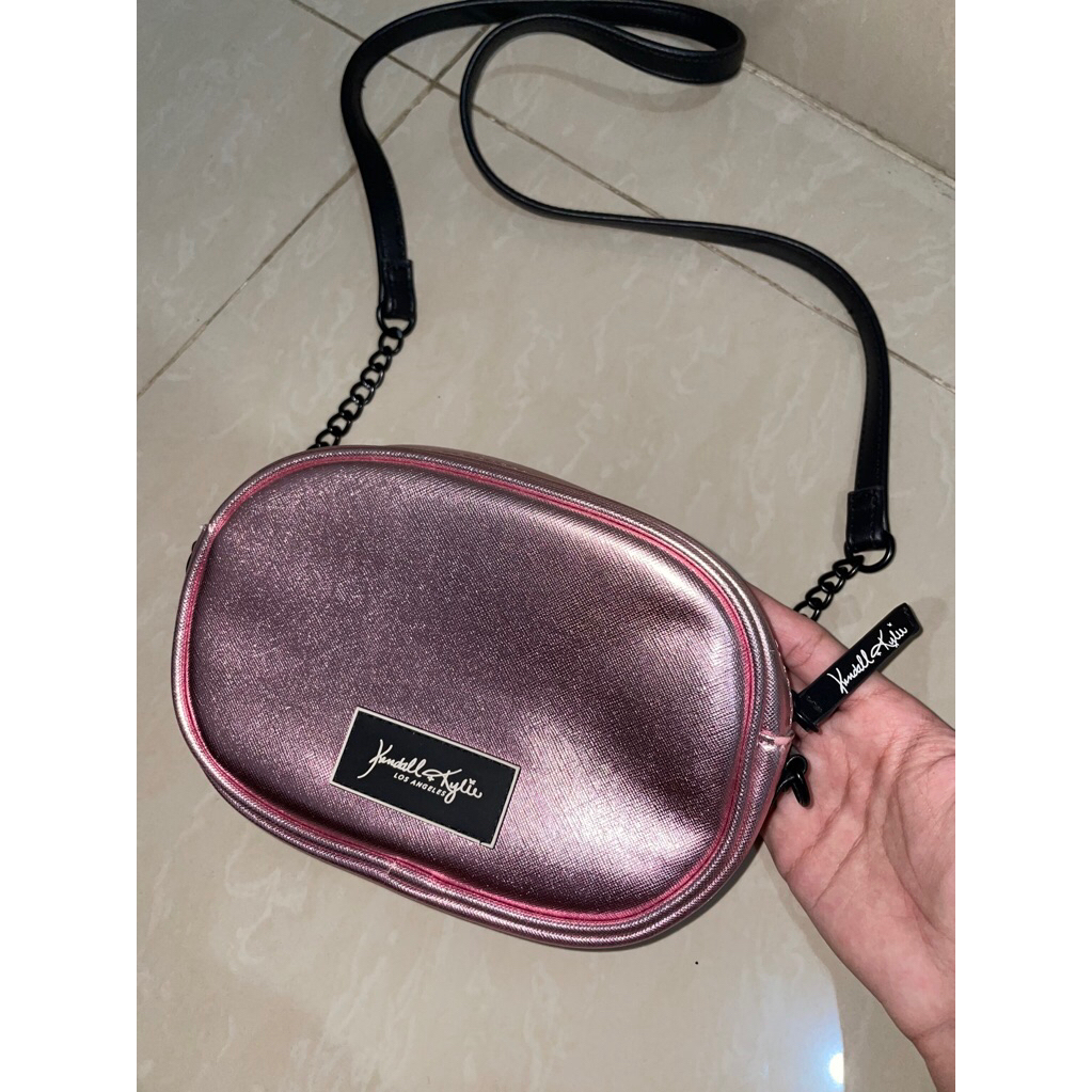 sling bag kendall kylie