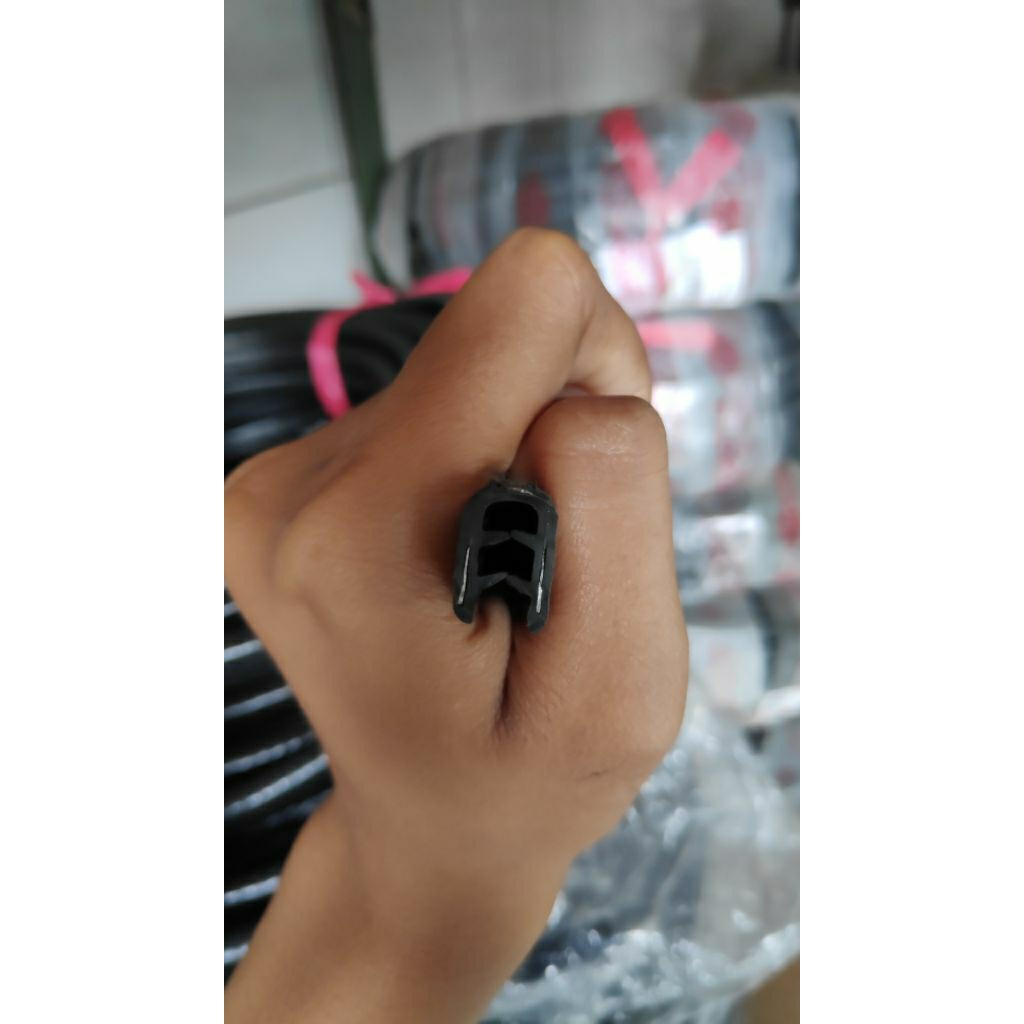 Karet List Pintu Mobil Karet Body Karet Jepit U Protektor Engkel