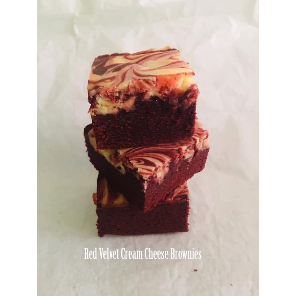

Red Velvet Cream Cheese Brownies 20x20cm